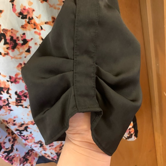 Apt 9 floral open back blouse Plus size - Picture 4 of 7